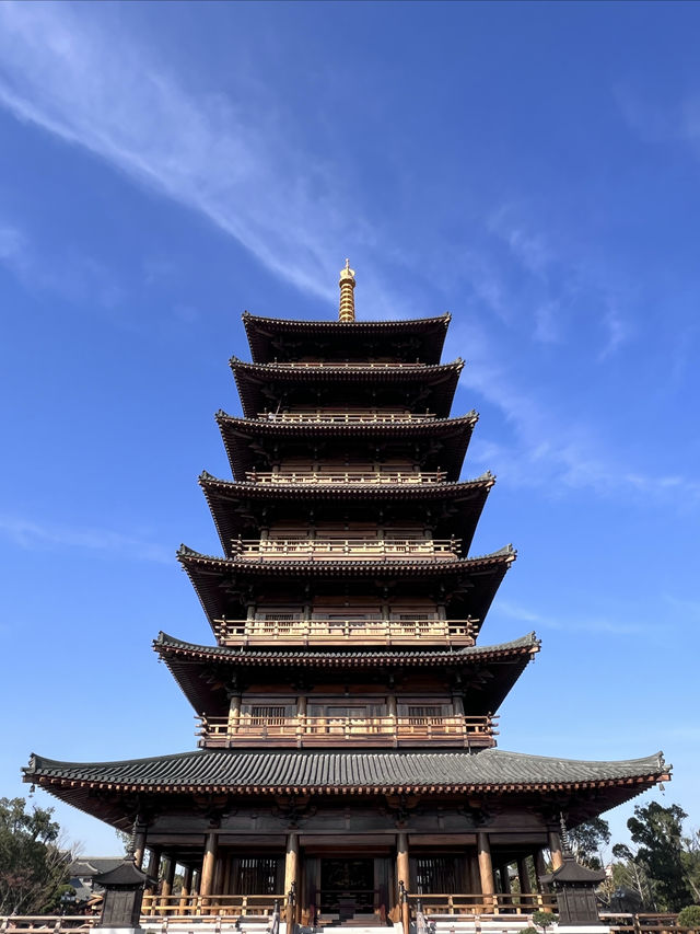 輝煌與厚重的上海寶山寺