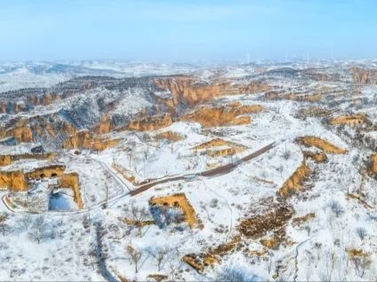 此生必看一次的風景：千里雪封麻黃梁