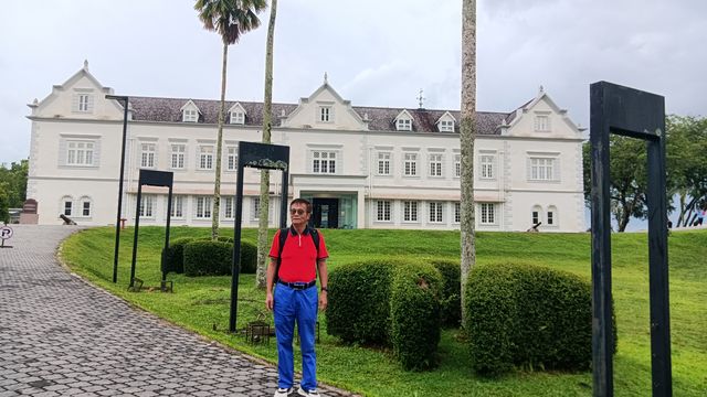 免簽的大馬·Sarawak Museum老館外走走
