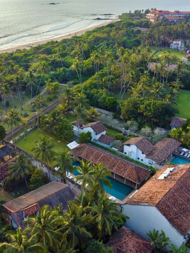 🌴🛏️ Bentota's Best: Cozy Stays & Ocean Sprays 🌊