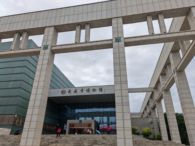 走進武威博物館,感受千年涼州文化 走進武威博物館,感受千年涼州文化