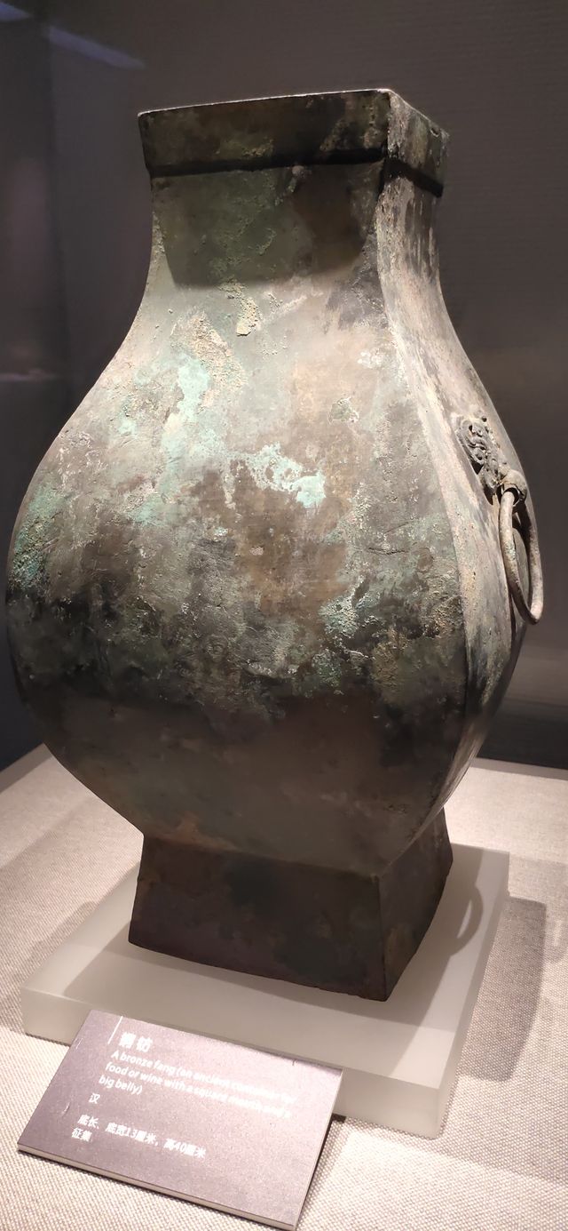晉城博物館看彩繪琉璃俑