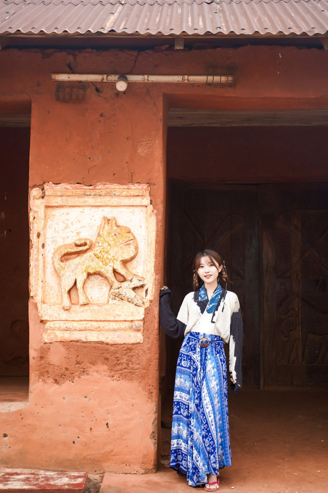 貝寧被遺棄的世界文化遺產——阿波美王宮。