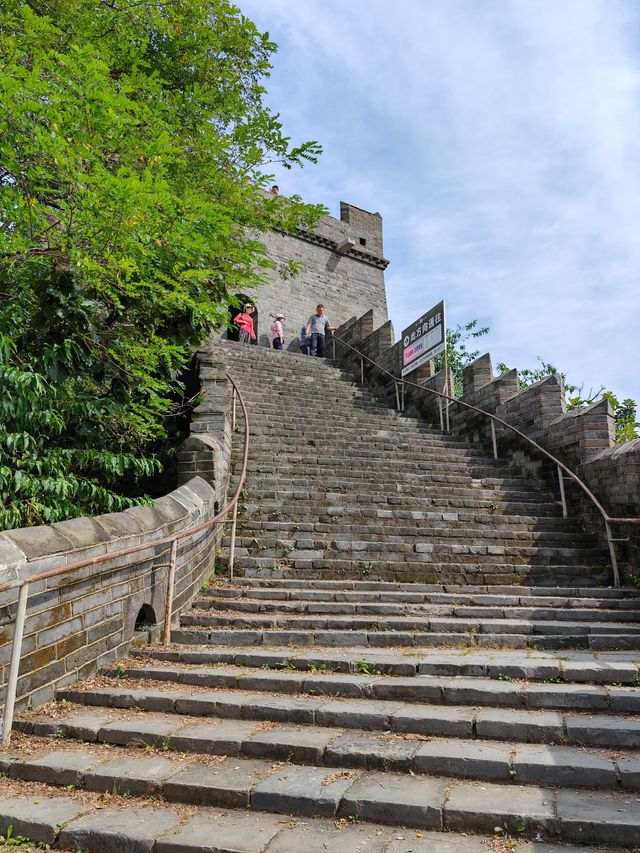 登虎山長城。