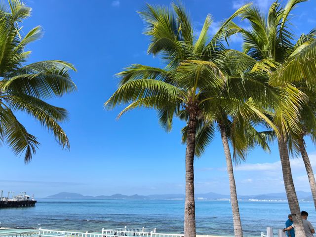 海南三亞 | 這裡的風和海都是自由的。