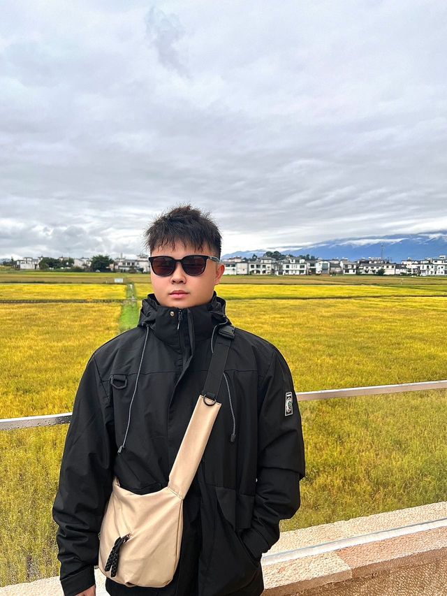 在大理喜洲！一起住進油畫裡！！。