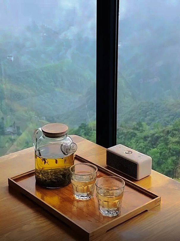 在「花婆婆」邂逅理想隱居生活。