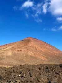 西班牙𝗟𝗮𝗻𝘇𝗮𝗿𝗼𝘁𝗲 火山島