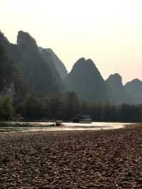 夕陽江畔嘅寧靜時光