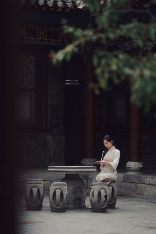 Hướng dẫn tham quan nơi ở cũ của Trương Học Lương. Ai có thể tin bức ảnh này được chụp vào ngày Quốc tế Lao động?