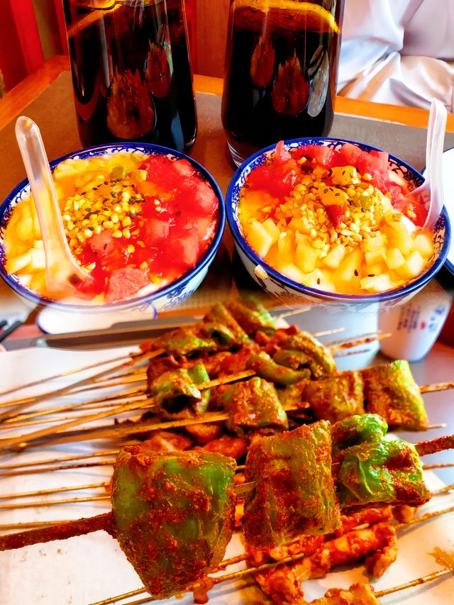 酒泉呢間蒼蠅小館，我可以食三碗飯