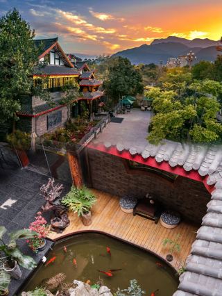 【Chengdu Getaway】An Antique-Style Homestay Hidden at the Foot of Mount Emei Will Leave You in Awe
