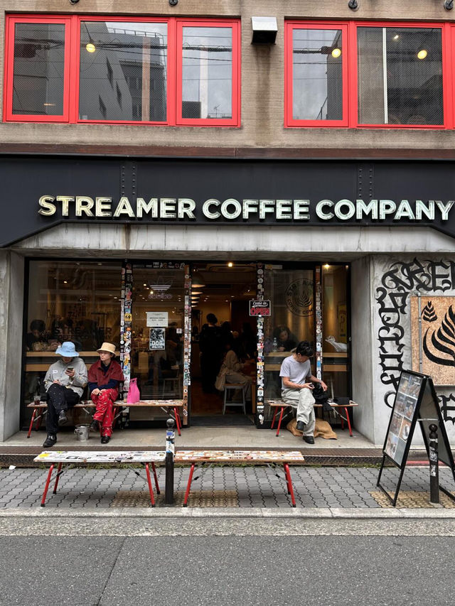 ✨大阪心齋橋「Streamer Coffee」｜排隊也要喝的拉花藝術聖地☕️
