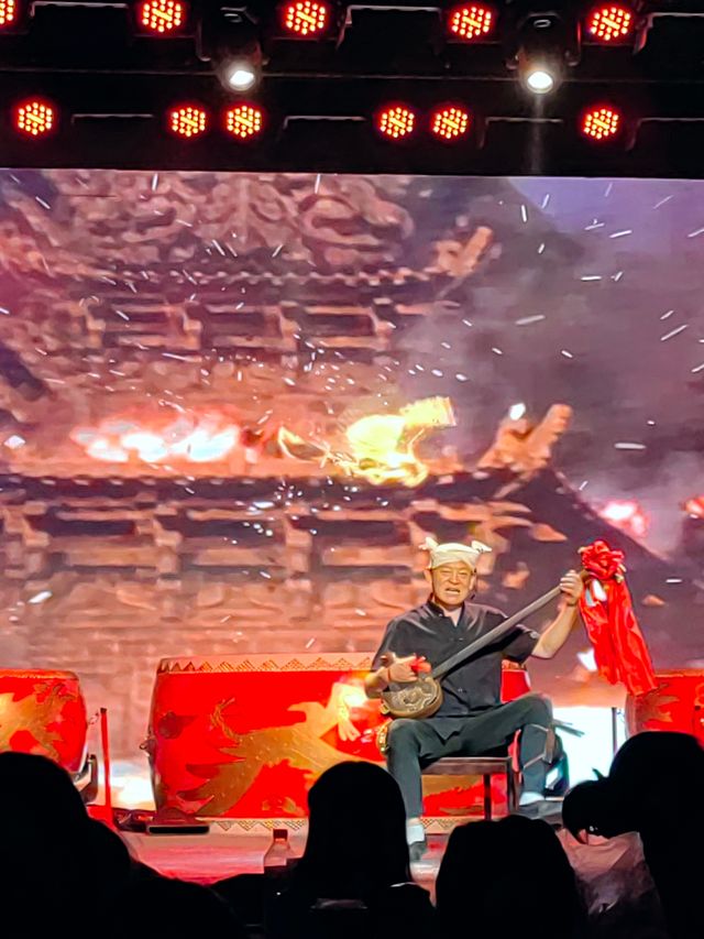 吐火變臉皮影戲，一站式嘅非遺表演真係太精彩啦。