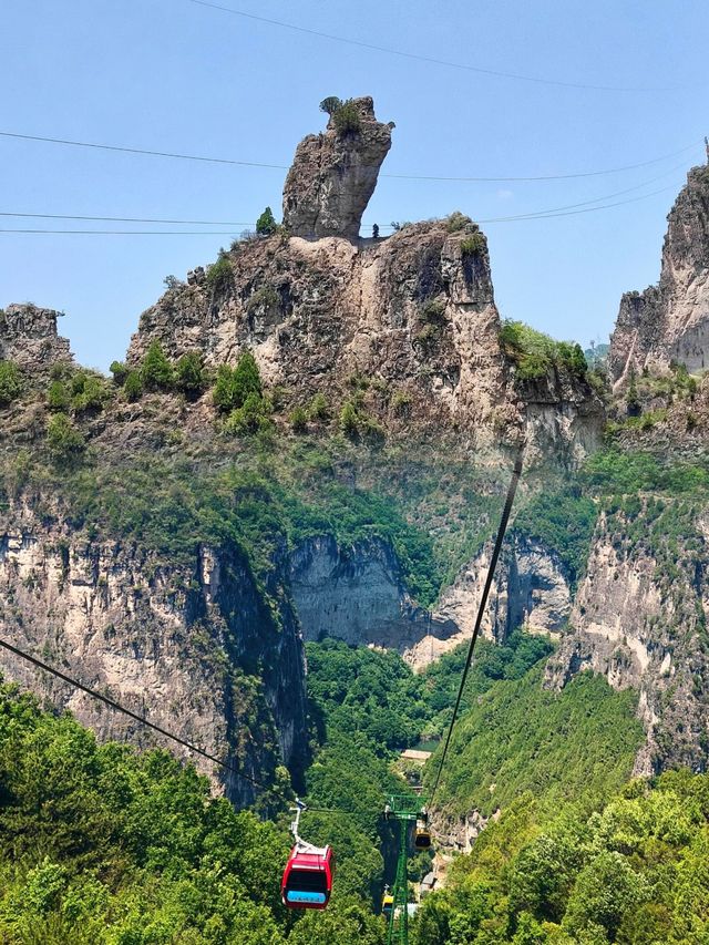自駕天花板！馳騁太行山掛壁公路