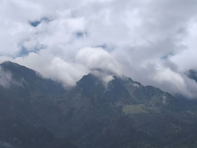 玉龍雪山下的夢幻之境