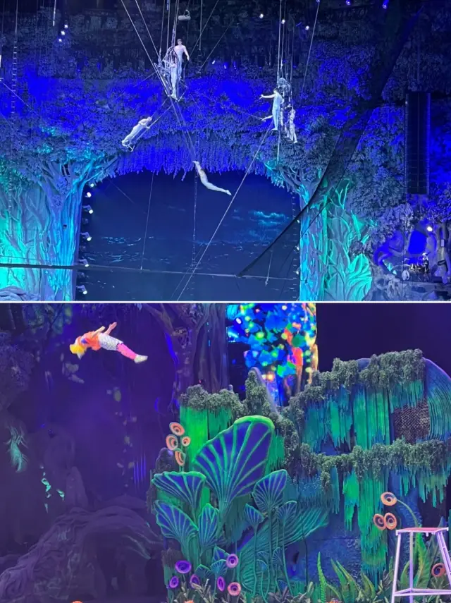 A Must-See: Night Tour of Chimelong Grand Circus