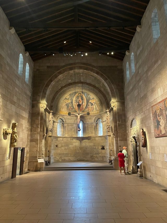 Smooth Visit to the Cloisters