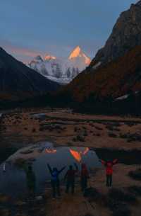 繼續！繼續！穿越冰峰遇見稻城亞丁