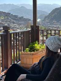 千戶苗寨住山野民宿真的太爽了