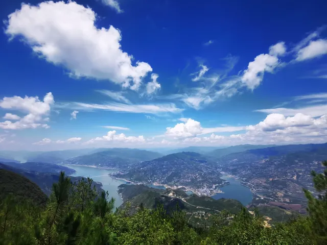 自駕賞三峽好風光 自駕賞三峽好風光