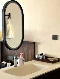 雪山窗景民宿躺平指南