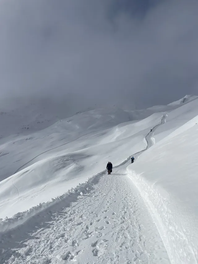 交換|瑞士的冬天 first山 交換|瑞士的冬天 first山
