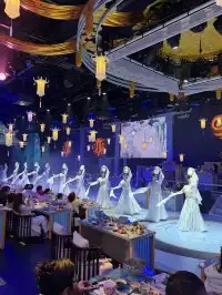 在成都周邊!!我很少用震撼來形容一個地方。。