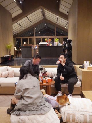 Dog Walking and Relaxing Near Shanghai at Rongju·Shagang is So Healing