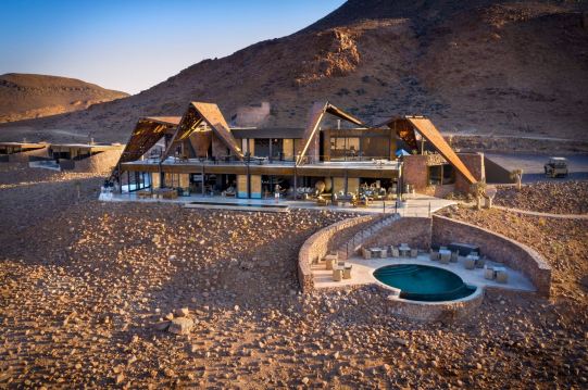 Global Travel Hotel Guide: From 15k to 450k, there's one for you!