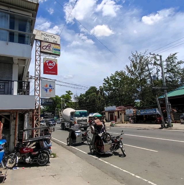 Arteaku Pwesto Cafe & Photography Sta Ignacia Tarlac 