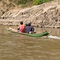 นั่งเรือช้าไปปากแบ่ง 