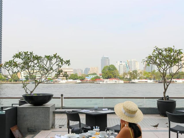Chatrium Hotel Riverside Bangkok ที่พักสวยริมน้ำ