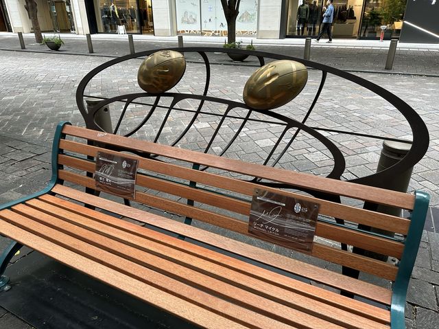 東京・丸の内。ラグビーワールドカップ2023『ONE TEAM CITY Marunouchi』で街がラグビー一色に。