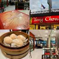 Yang Chow Delights: Culinary Haven