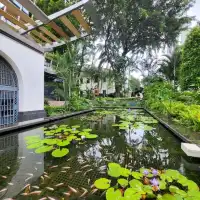 Stay at JW Marriott Singapore 