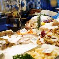 뮌헨을 대표하는 시장 Victuals Market, Viktualienmarkt