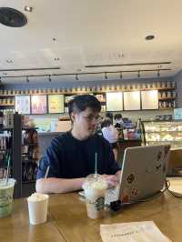 Starbuck 📍 Esplanade Ratchada 