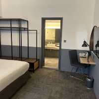 Clean and Super Spacious Hotel with Car Lift