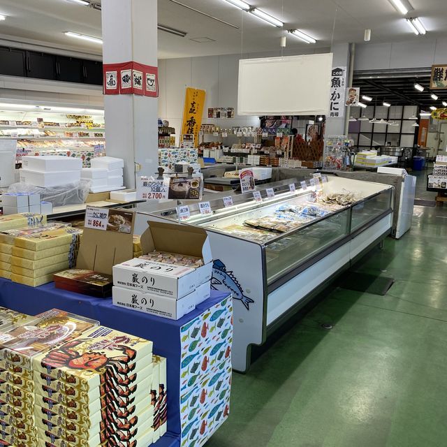 兵庫県・山陰香住「にしともカニ市場」観光立寄りにおすすめ