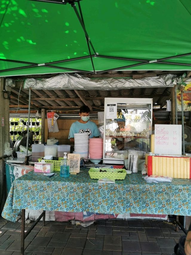 ร้านก๋วยเตี๋ยวเจ๊เจี๊ยบ  อร่อย ราคาดี  🍜🍜