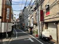 東京・新宿区。『車力門通り』を歩く。
