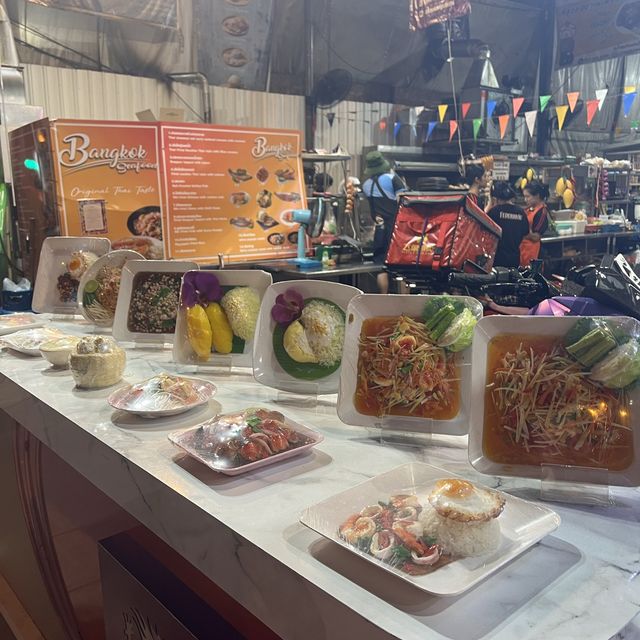 방콕에서 음식 메뉴 선택이 힘들다면 모두 여기로!!🍴✨