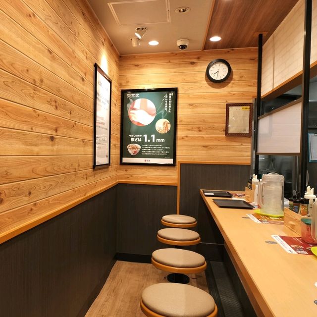 【大阪】今、外国ゲストに大人気✨難波駅近くの松屋