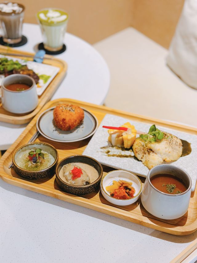 寂靜木系風格 | 日式晚餐𝗦𝗘𝗧