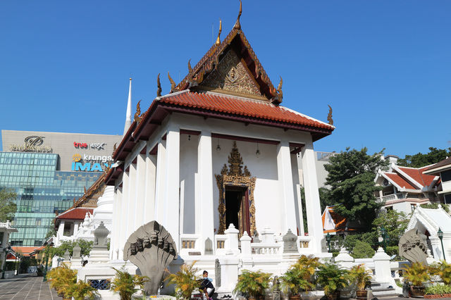 วัดปทุมวนารามราชวรวิหาร / กรุงเทพ