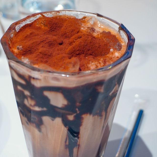 【慢活感覺的簡約Cafe】