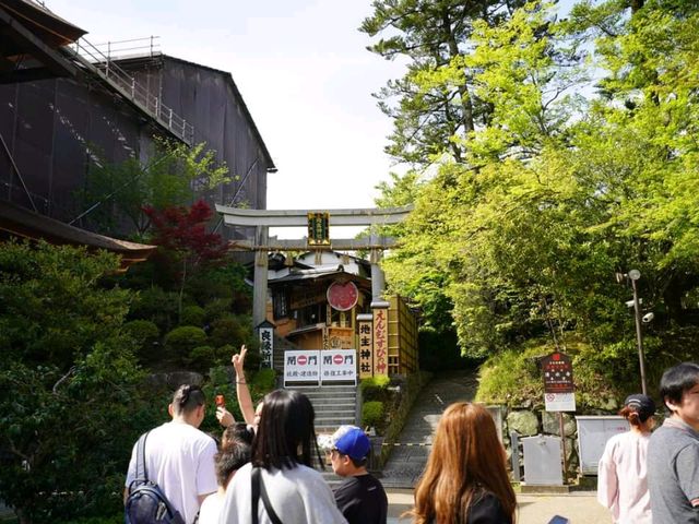 Kiyomizu-Dera, A gorgeoue monument