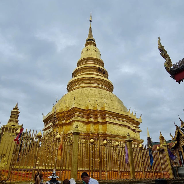 วัดพระธาตุหริภุญชัย