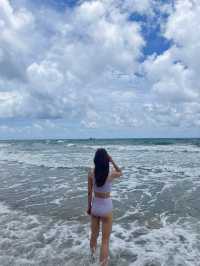 베트남 휴양지에서 포토존을 즐기는 해변 🏖️